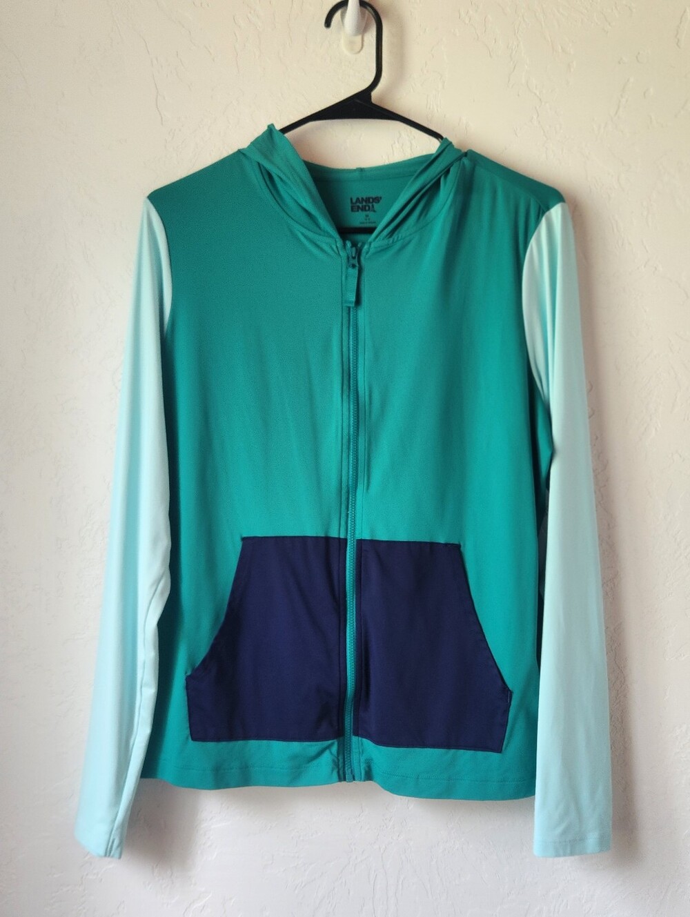 Lands' End Hooded Rash Guard - Picture 1 of 4